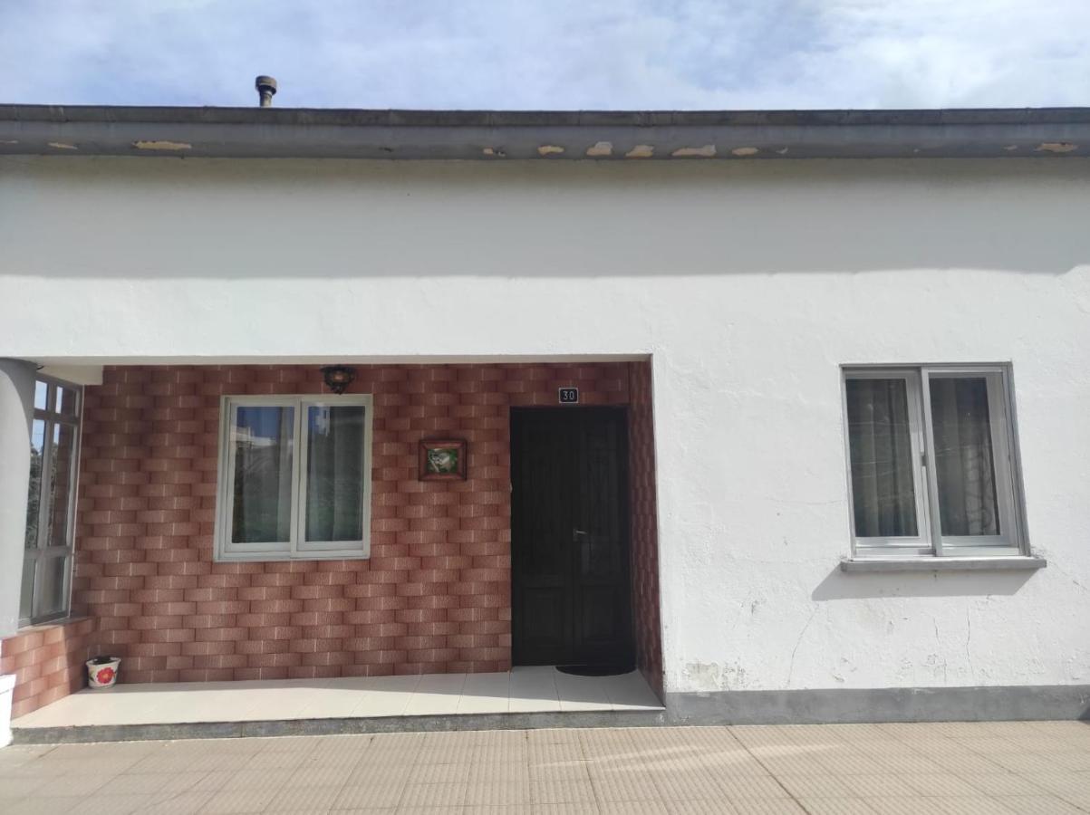 Casa Familiar Con Finca Privada ビベイロ エクステリア 写真